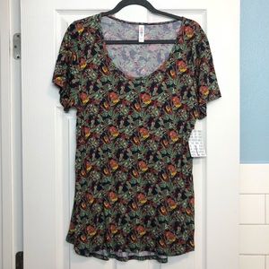 NWT LulaRoe Classic T Large